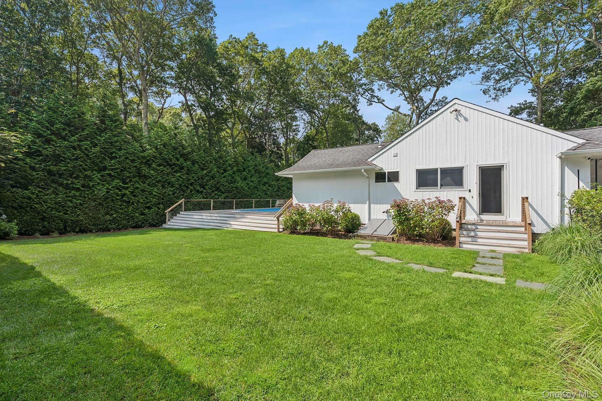 138 Sea Farm Lane, Bridgehampton, NY 11932