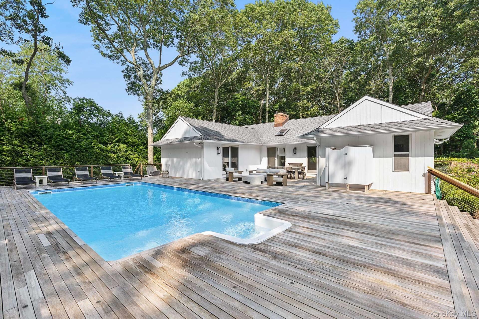 138 Sea Farm Lane, Bridgehampton, NY 11932