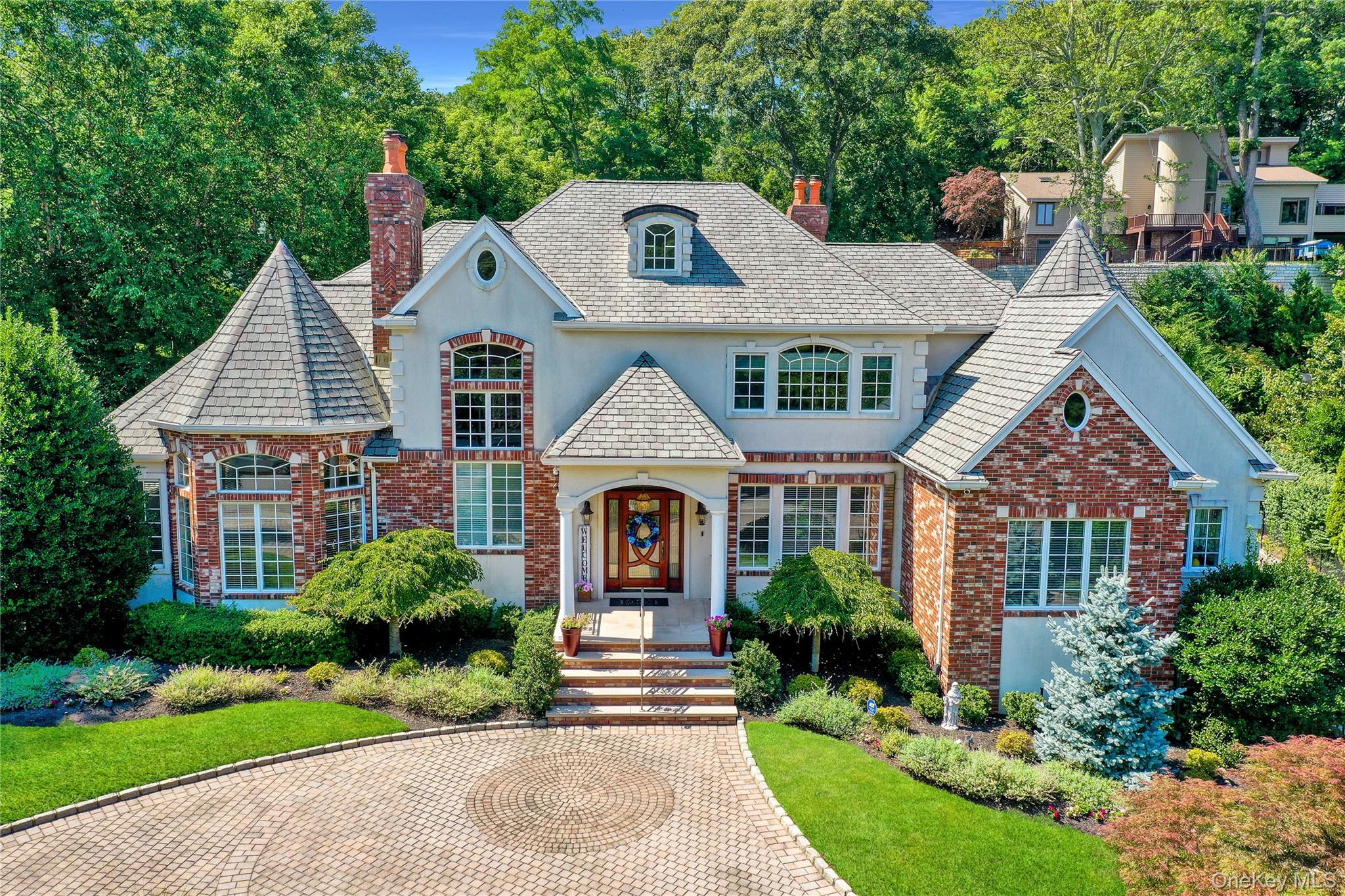 1 Crystal Brook Hollow Road, Port Jefferson, NY 11777
