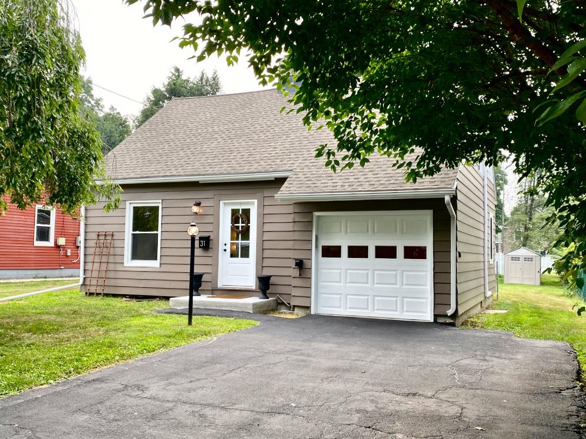 31 Ziegler Avenue, Poughkeepsie, NY 12603
