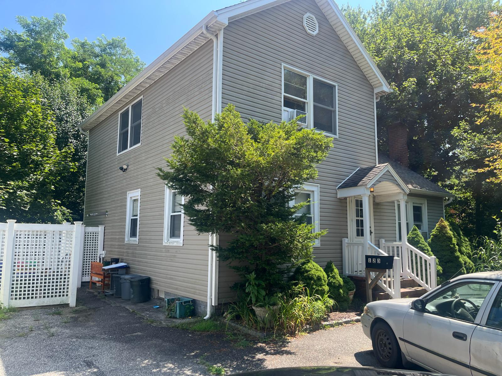 123 Jefferson Drive, Mastic Beach, NY 11951