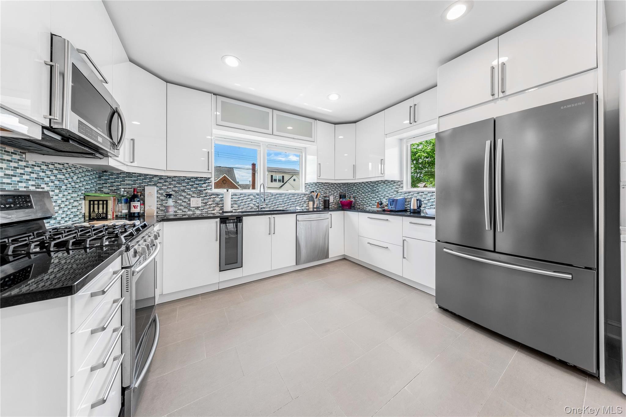 1066 Russell Street, Franklin Square, NY 11010