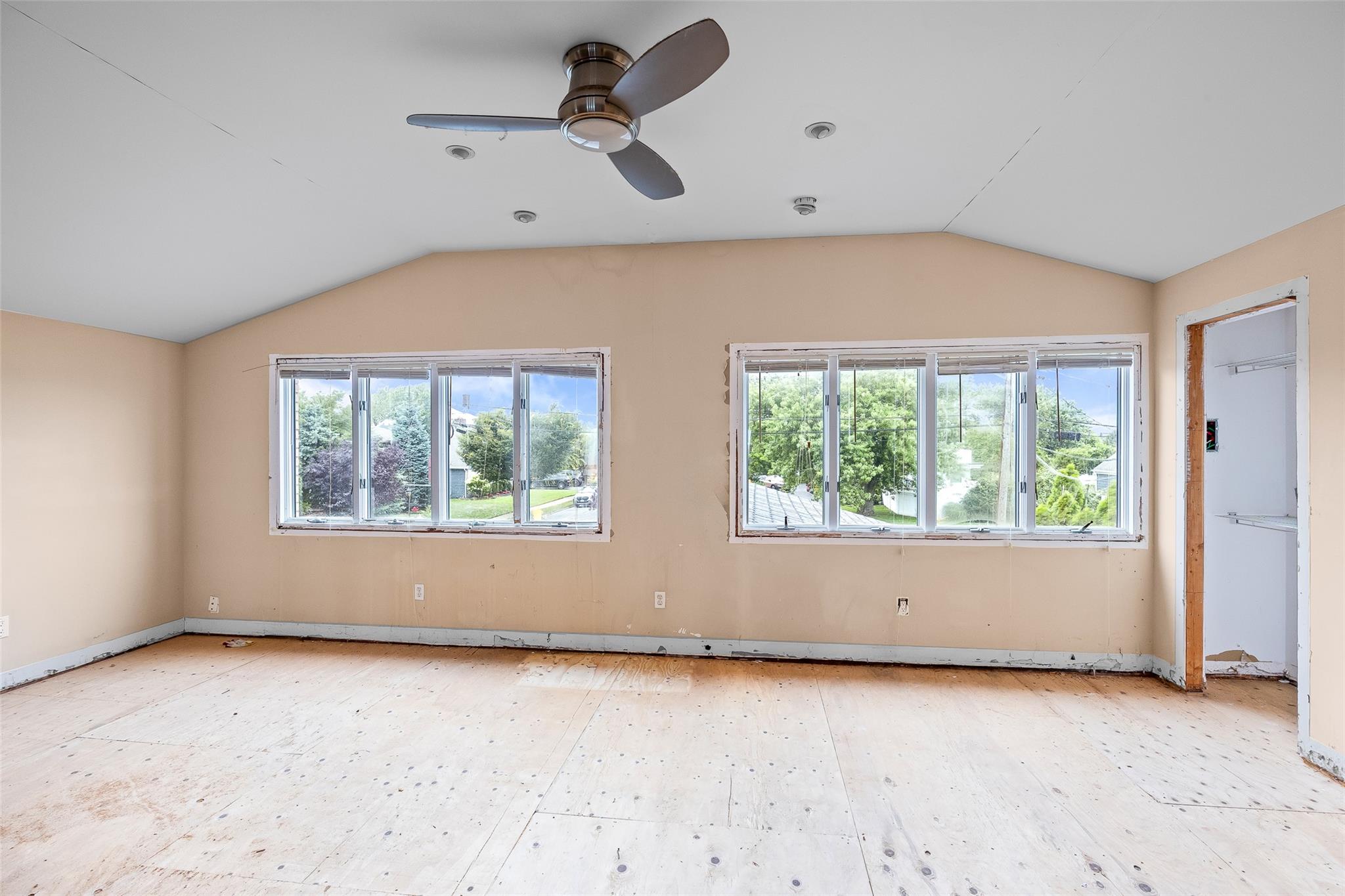 53 Clearwater Avenue, Massapequa, NY 11758