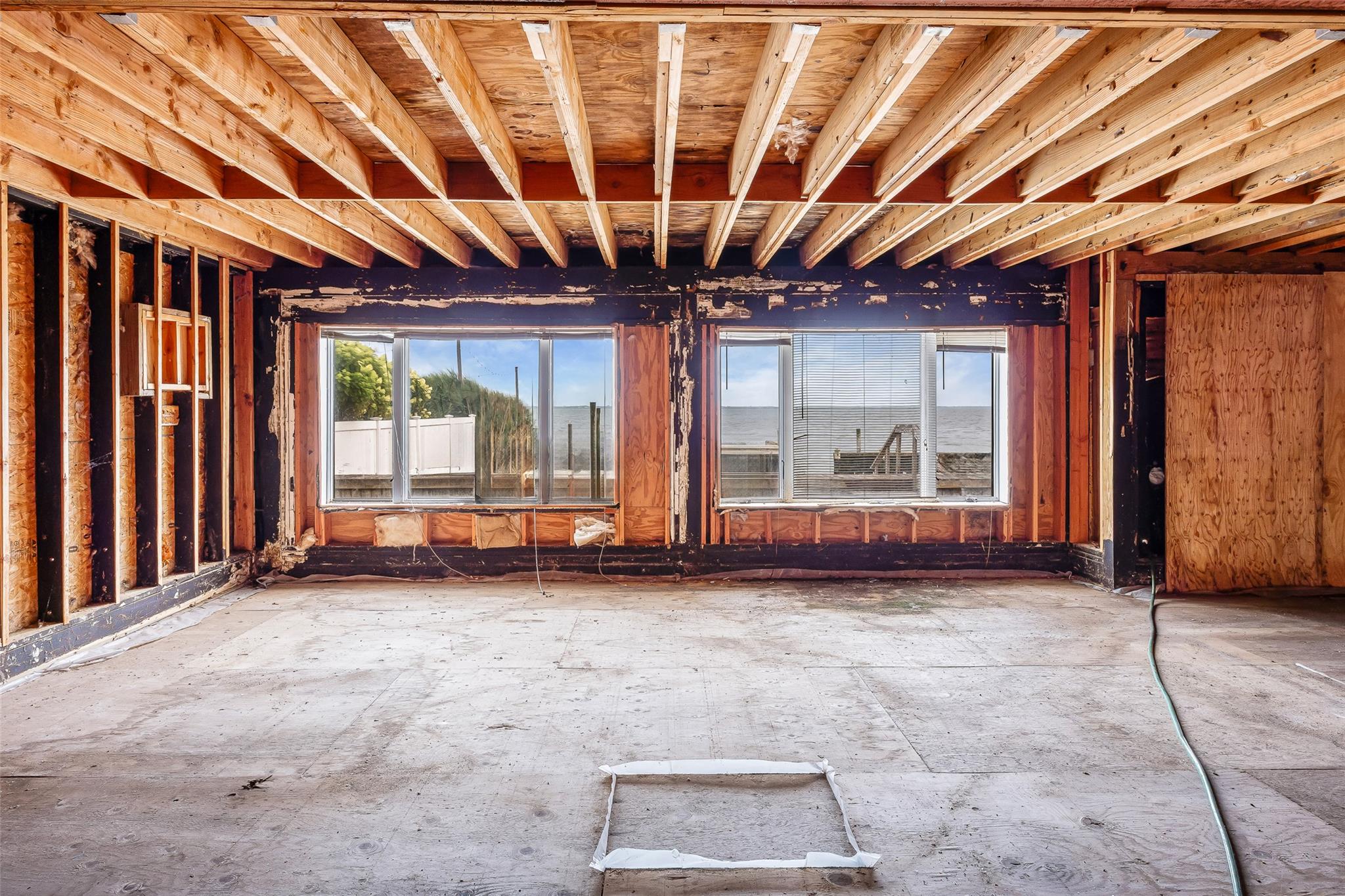 53 Clearwater Avenue, Massapequa, NY 11758