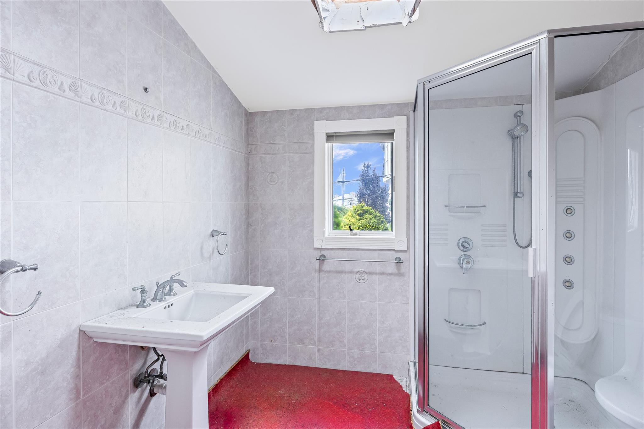 53 Clearwater Avenue, Massapequa, NY 11758