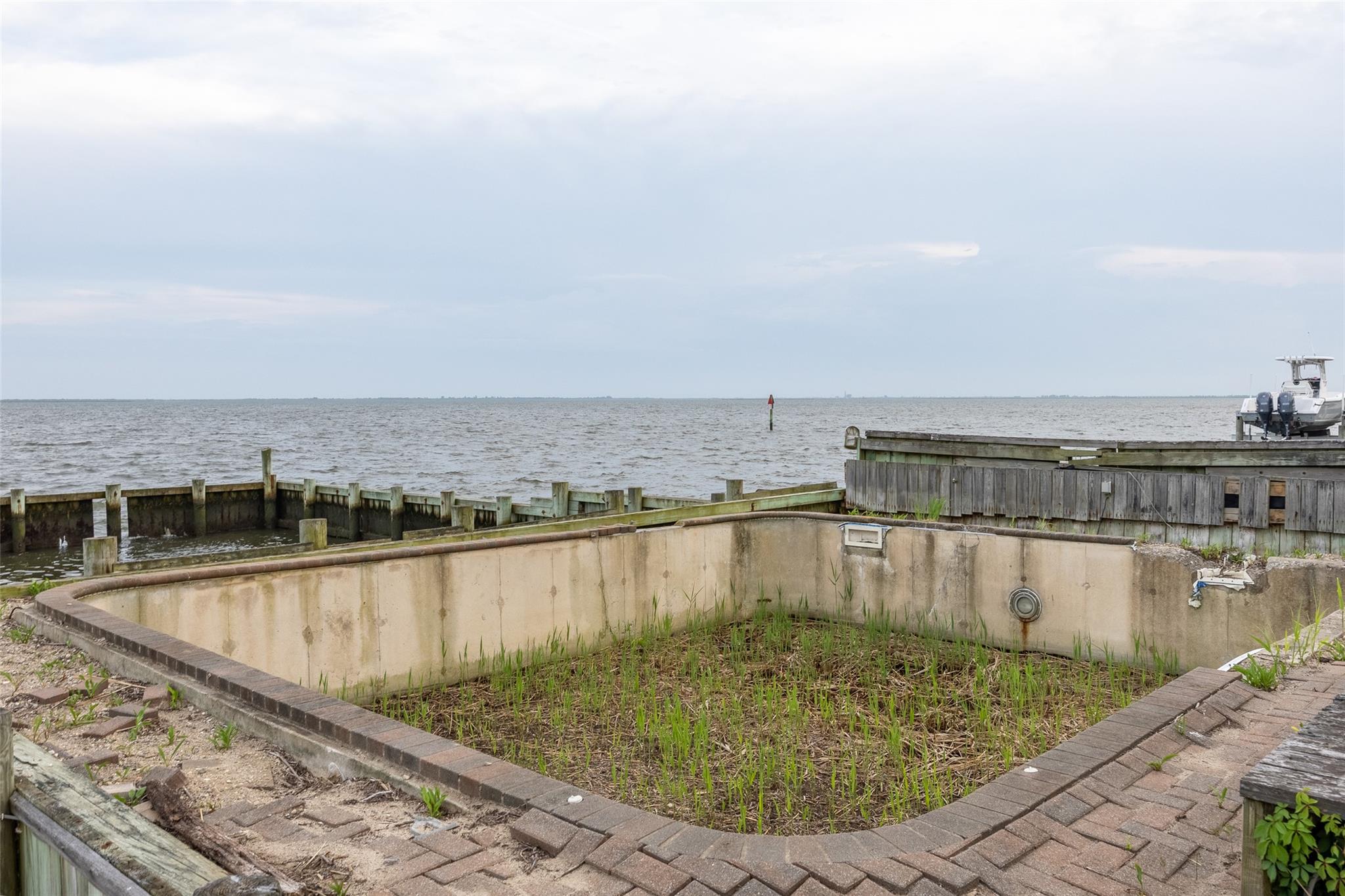 53 Clearwater Avenue, Massapequa, NY 11758