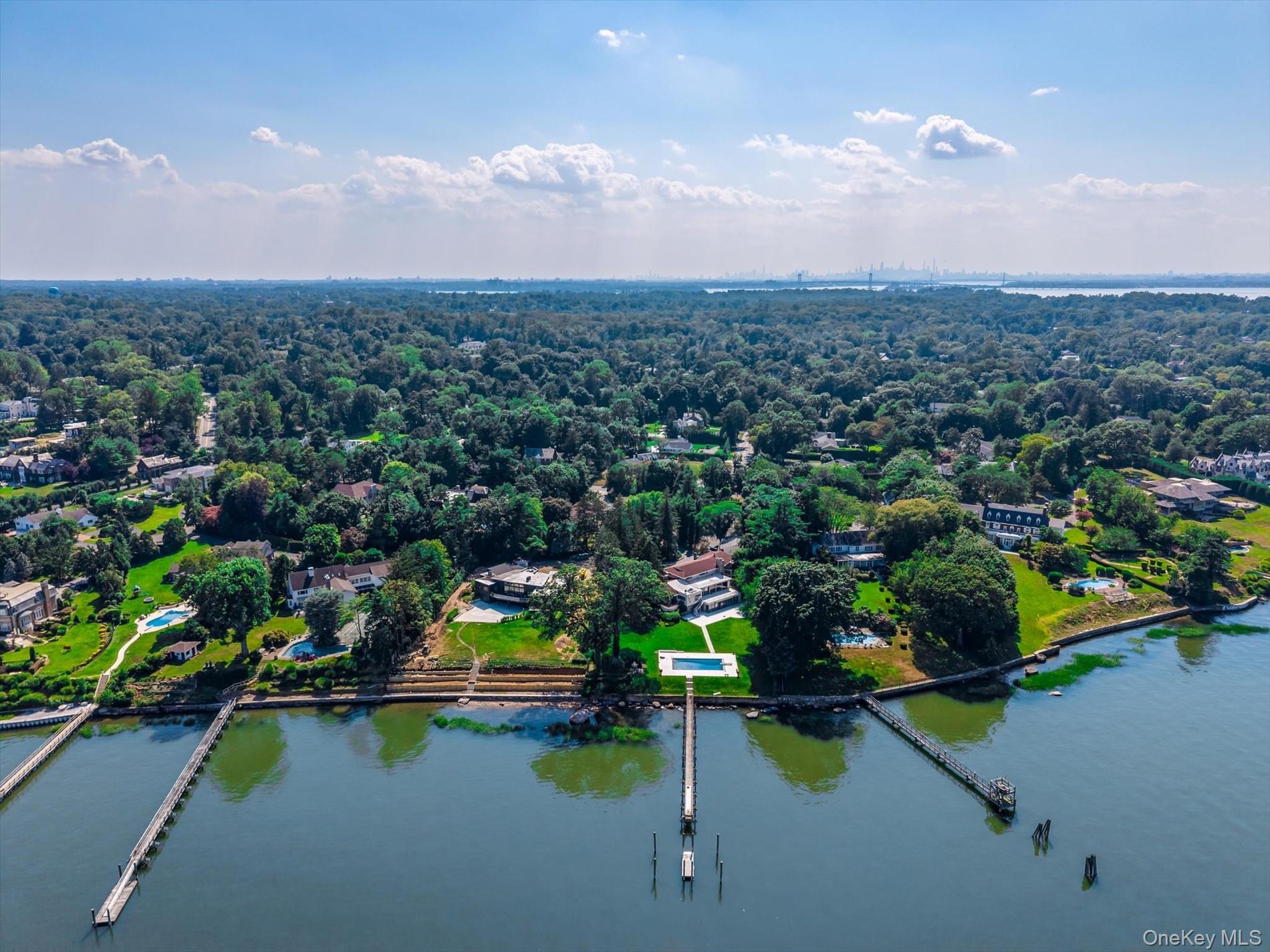 512 E Shore Road, Great Neck, NY 11024