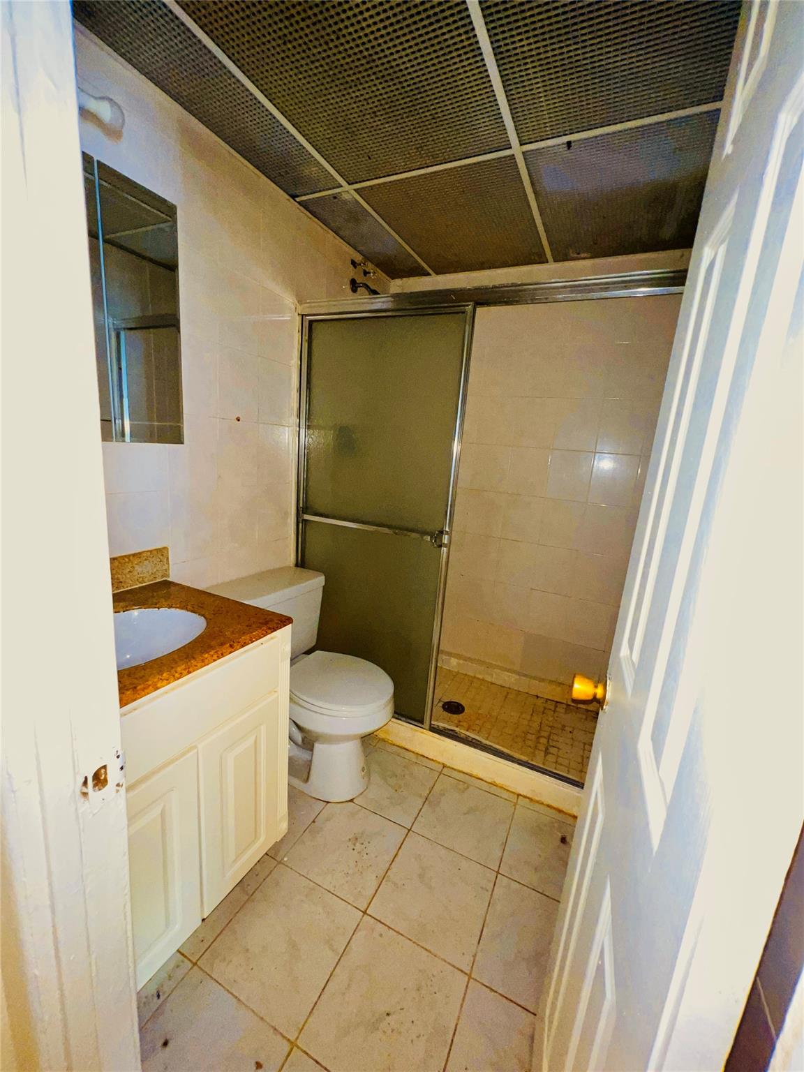 240-29 68th Avenue # 14, Douglaston, NY 11362