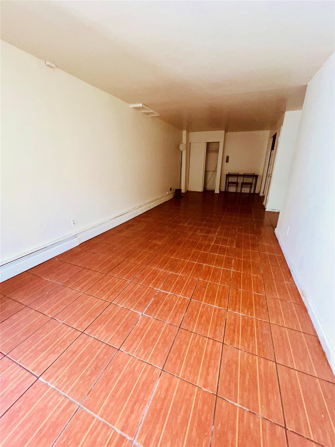 240-29 68th Avenue # 14, Douglaston, NY 11362