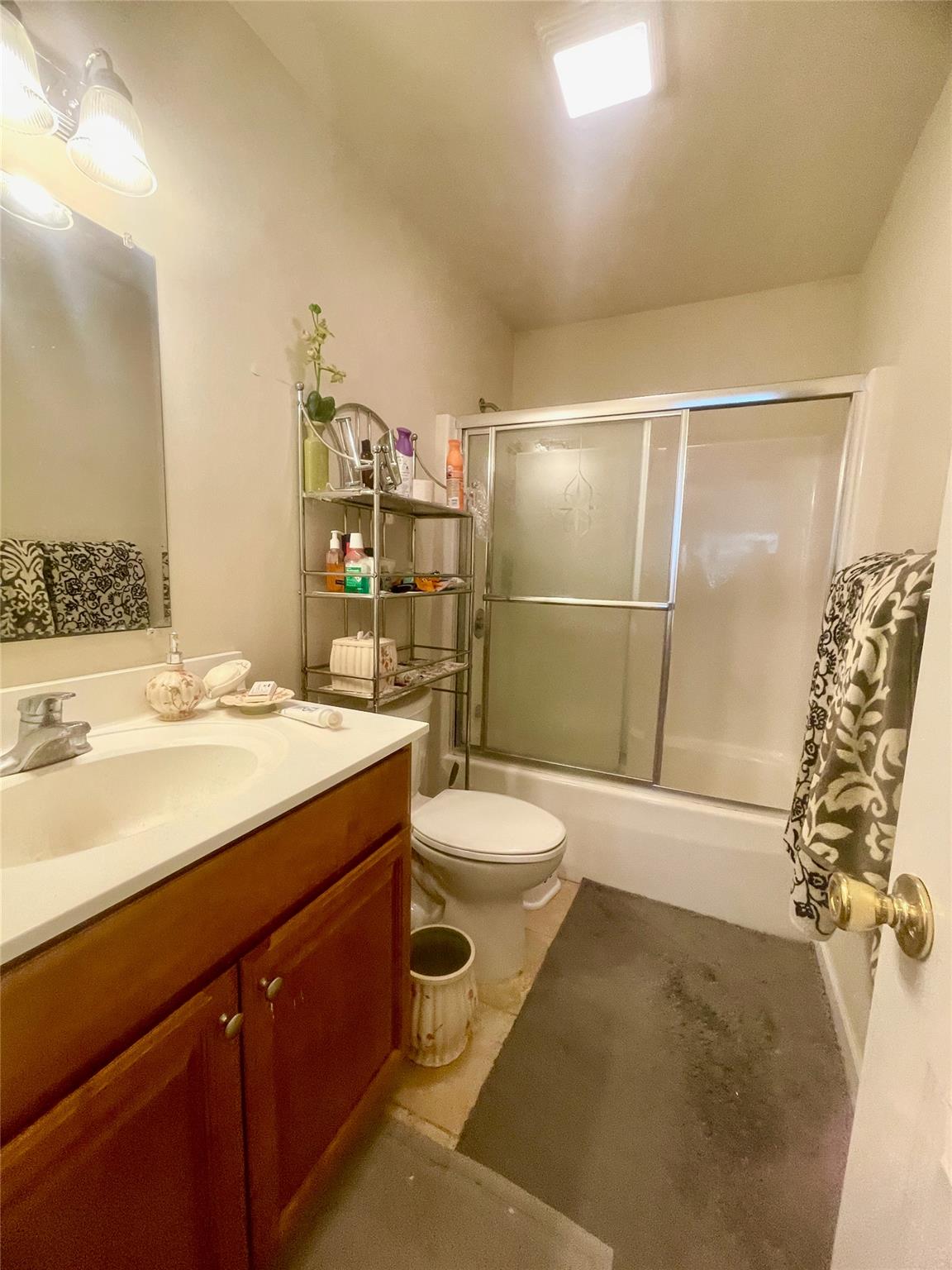 24 3rd Street, Middletown, NY 10940