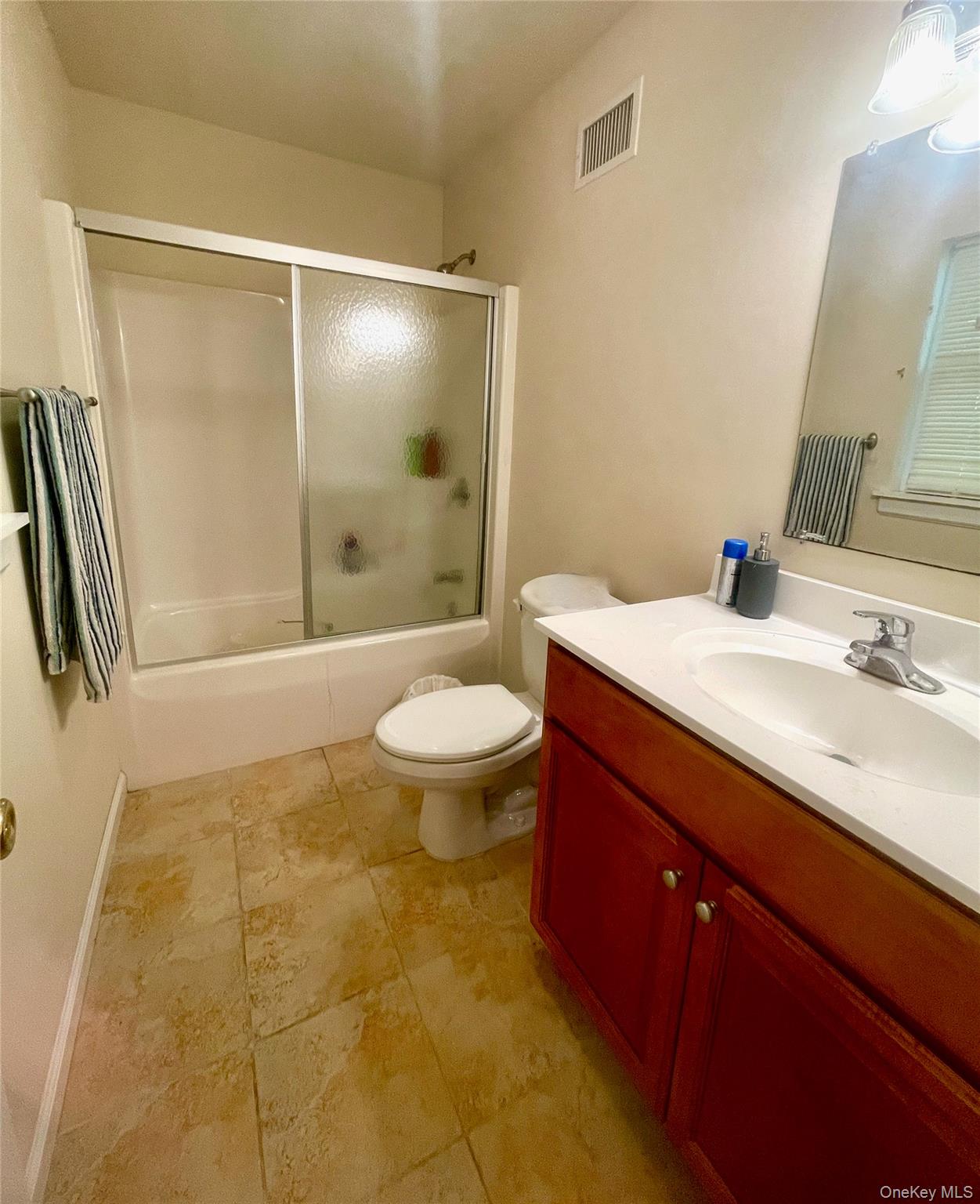 24 3rd Street, Middletown, NY 10940