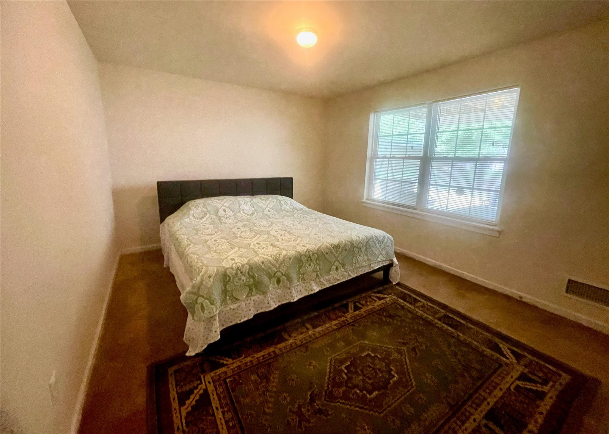 24 3rd Street, Middletown, NY 10940