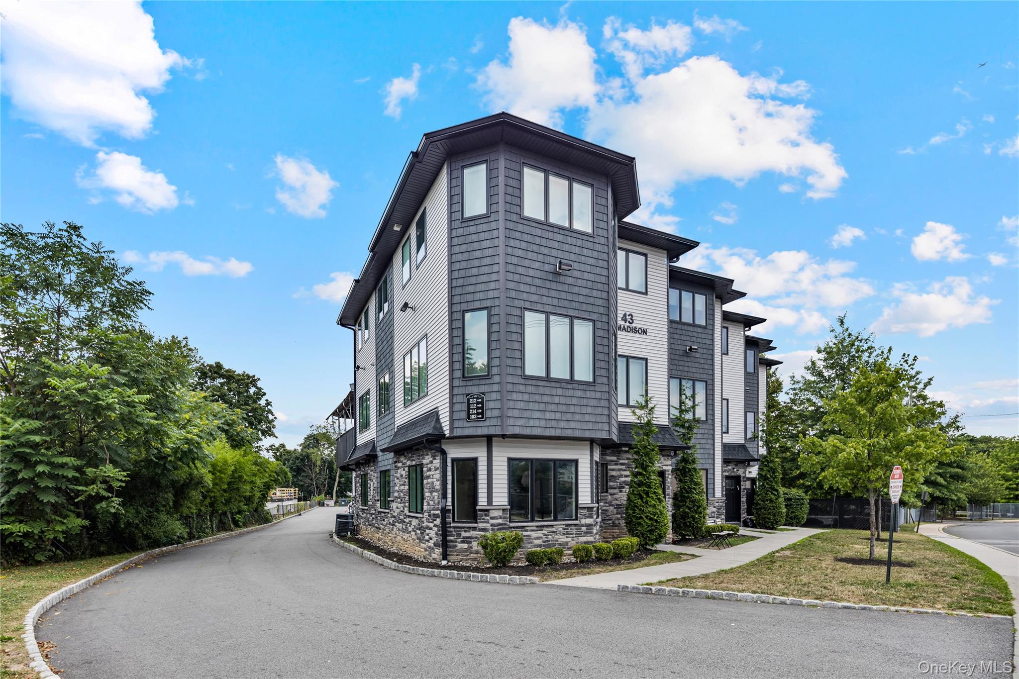 43 N Madison Avenue # 112, Spring Valley, NY 10977