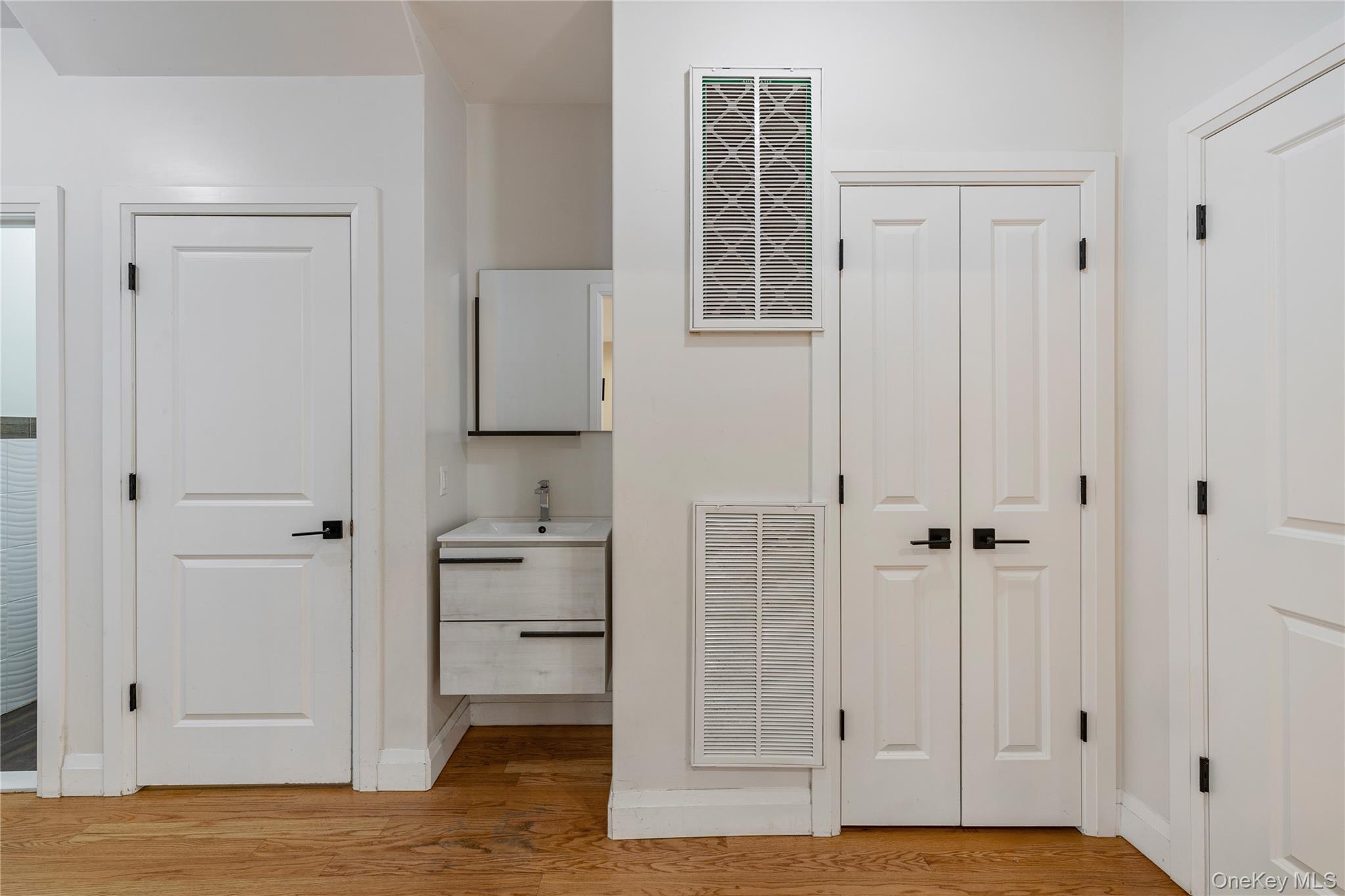 43 N Madison Avenue # 112, Spring Valley, NY 10977