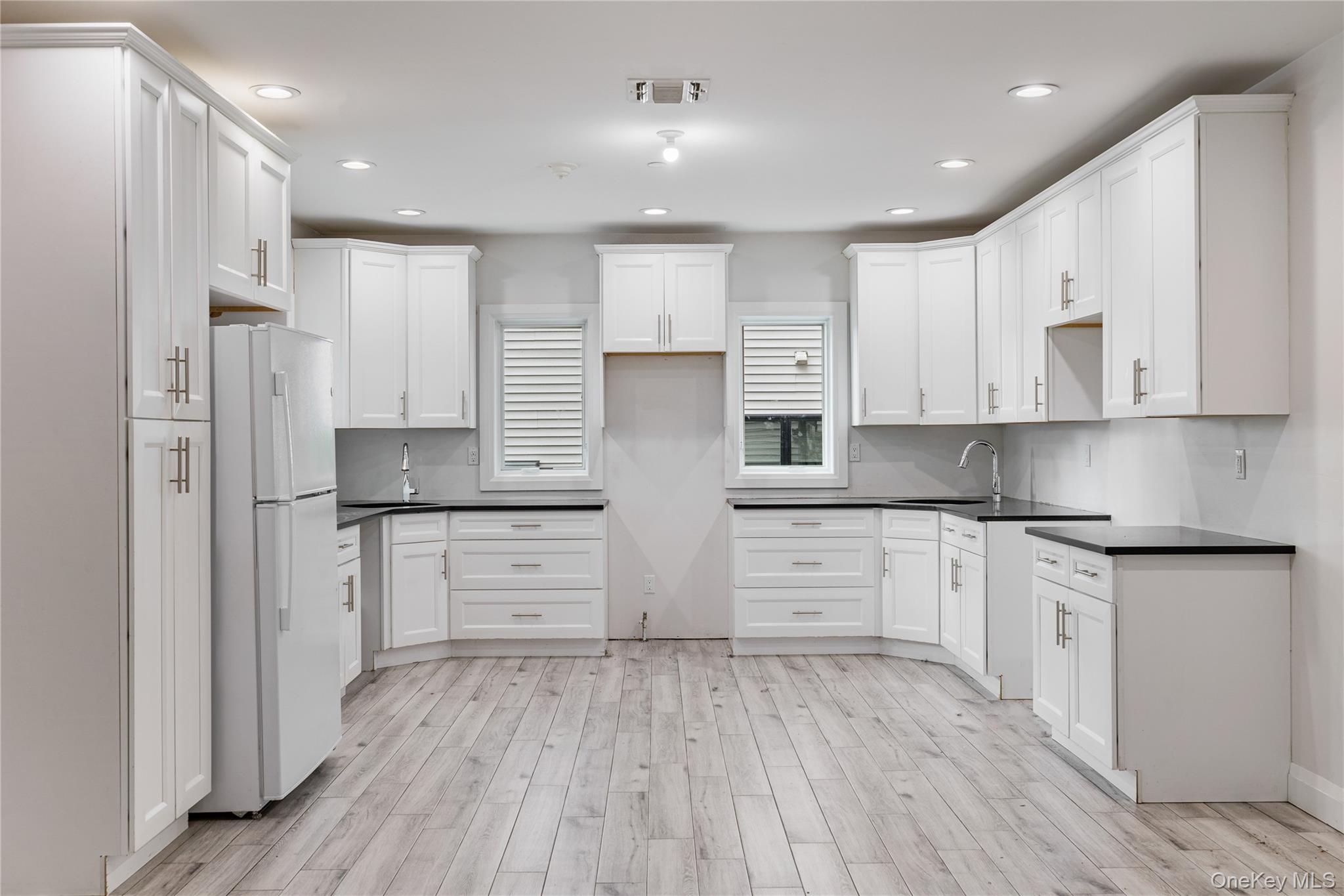 43 N Madison Avenue # 112, Spring Valley, NY 10977