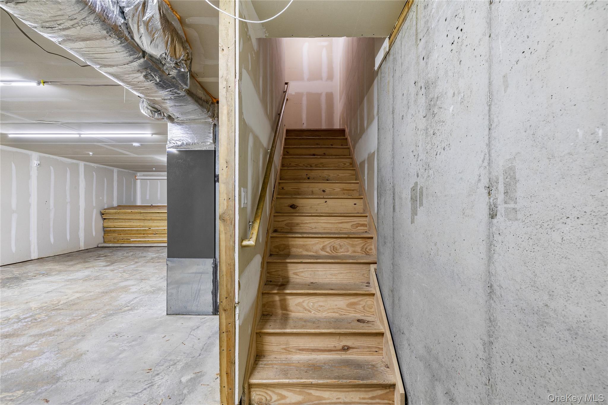 43 N Madison Avenue # 112, Spring Valley, NY 10977