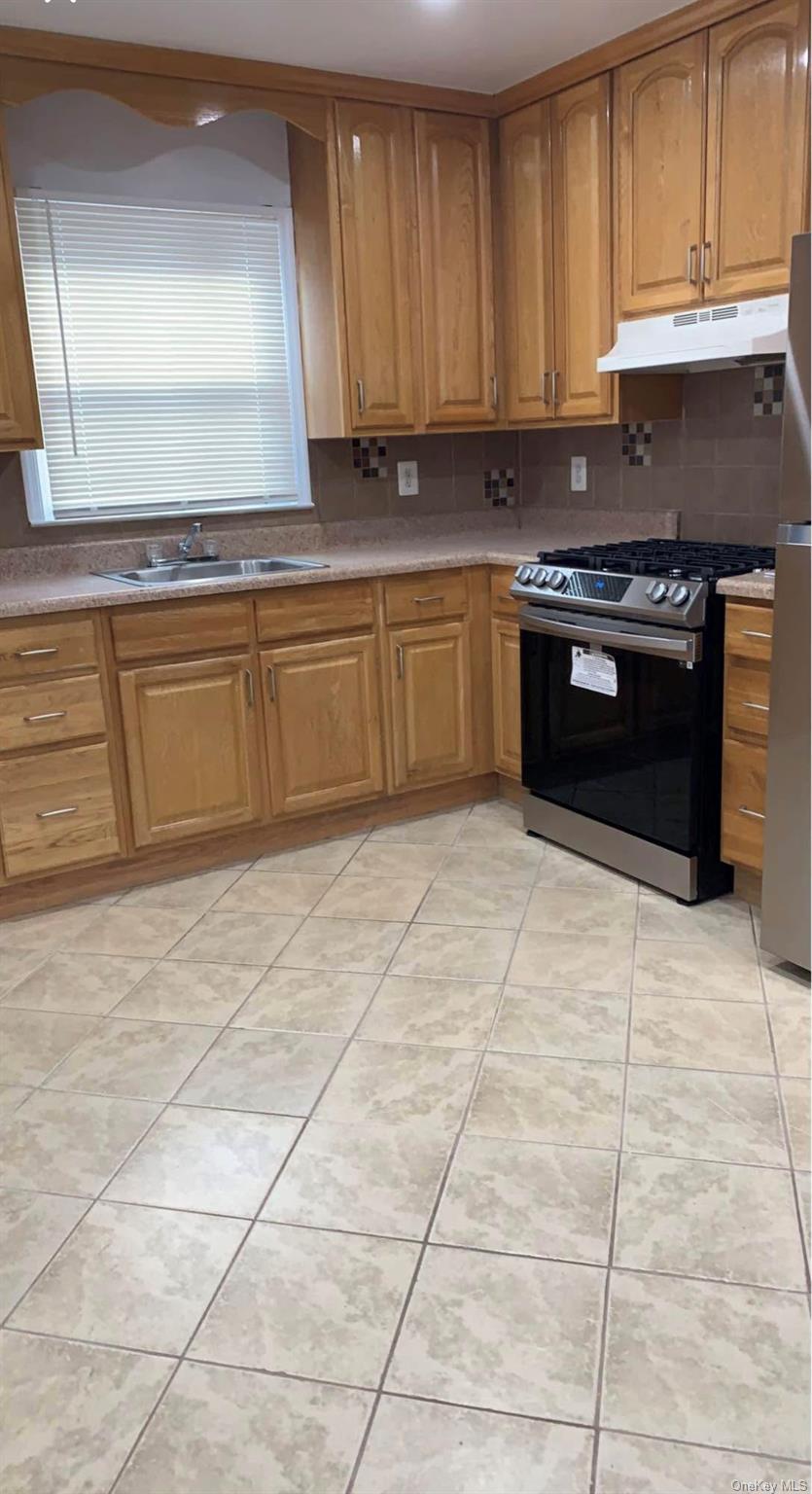 79 Halley Street # 3, Yonkers, NY 10704