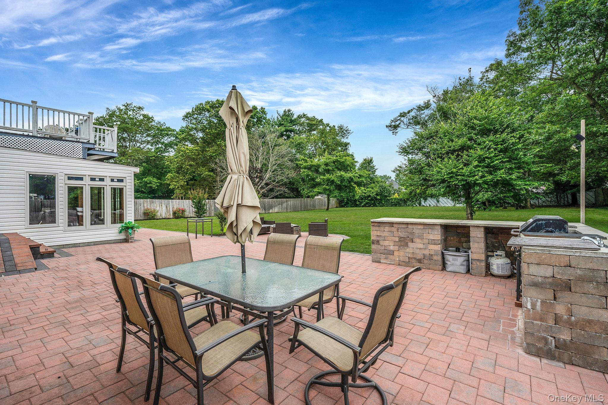 39 Aron Drive, Bohemia, NY 11716