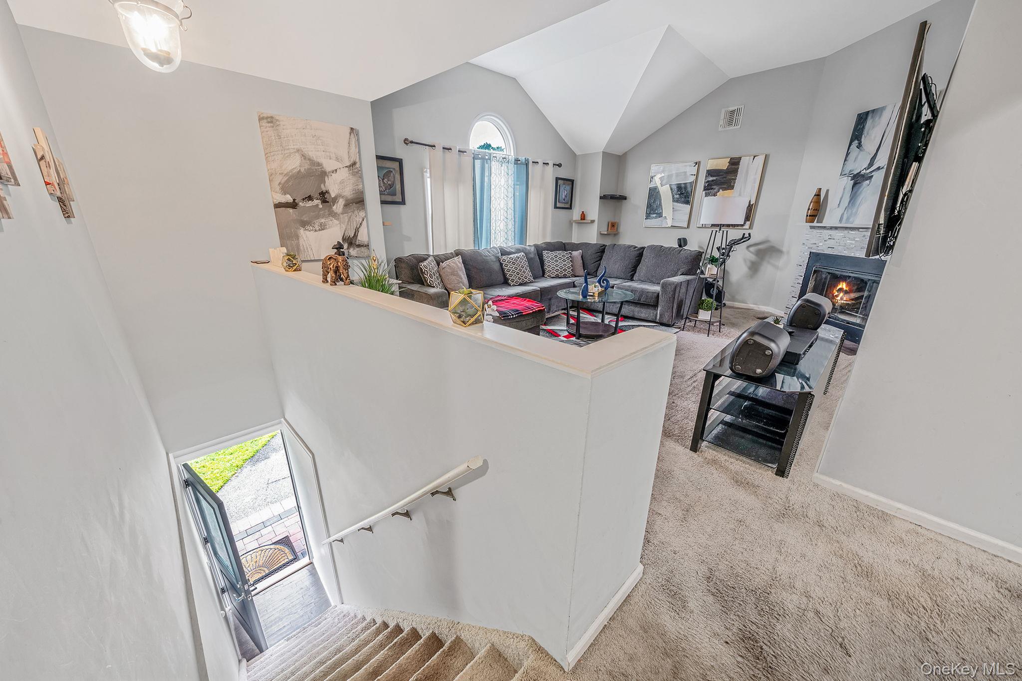 39 Aron Drive, Bohemia, NY 11716