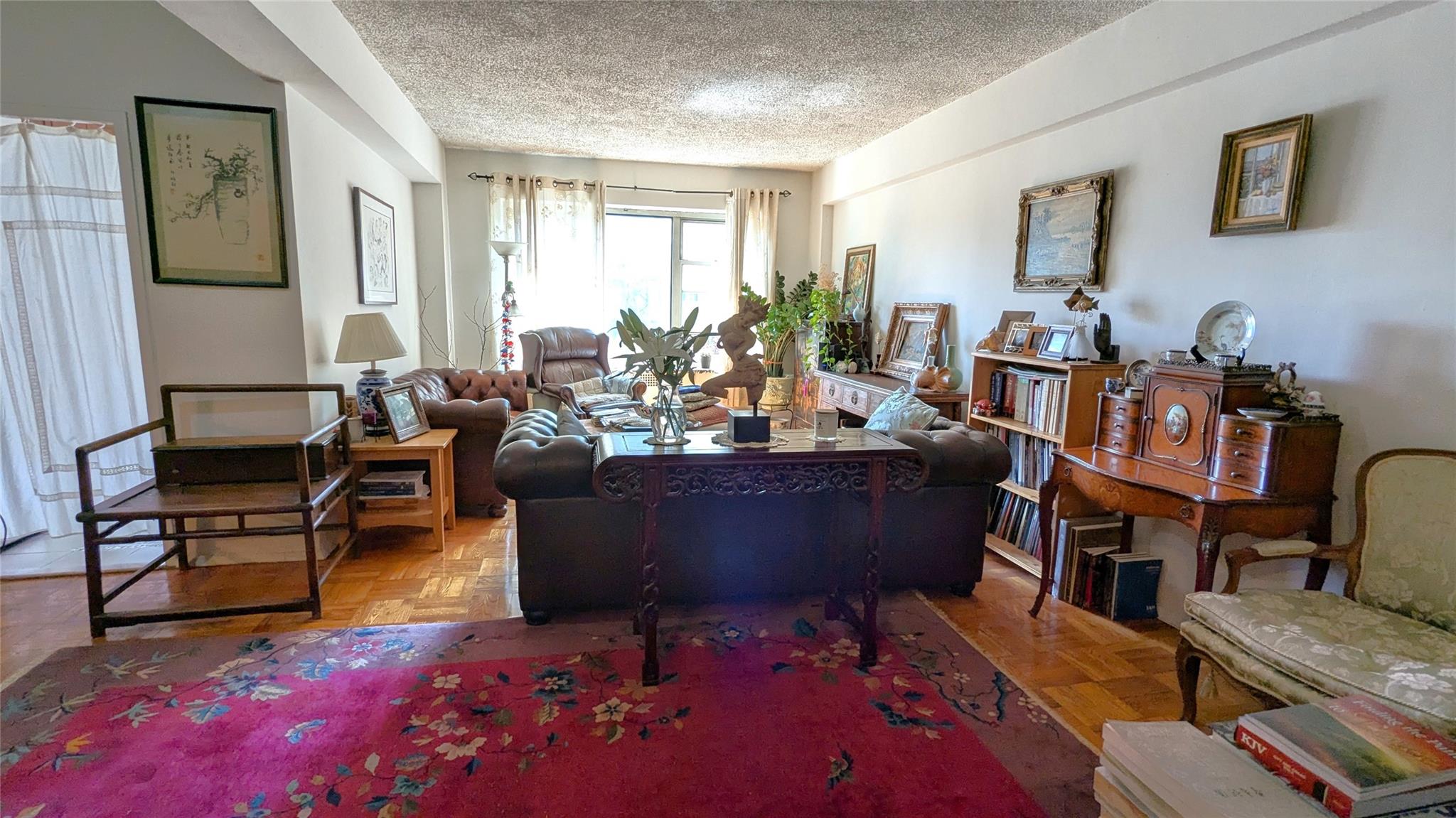 63-33 98 Place # 3E, Rego Park, NY 11374