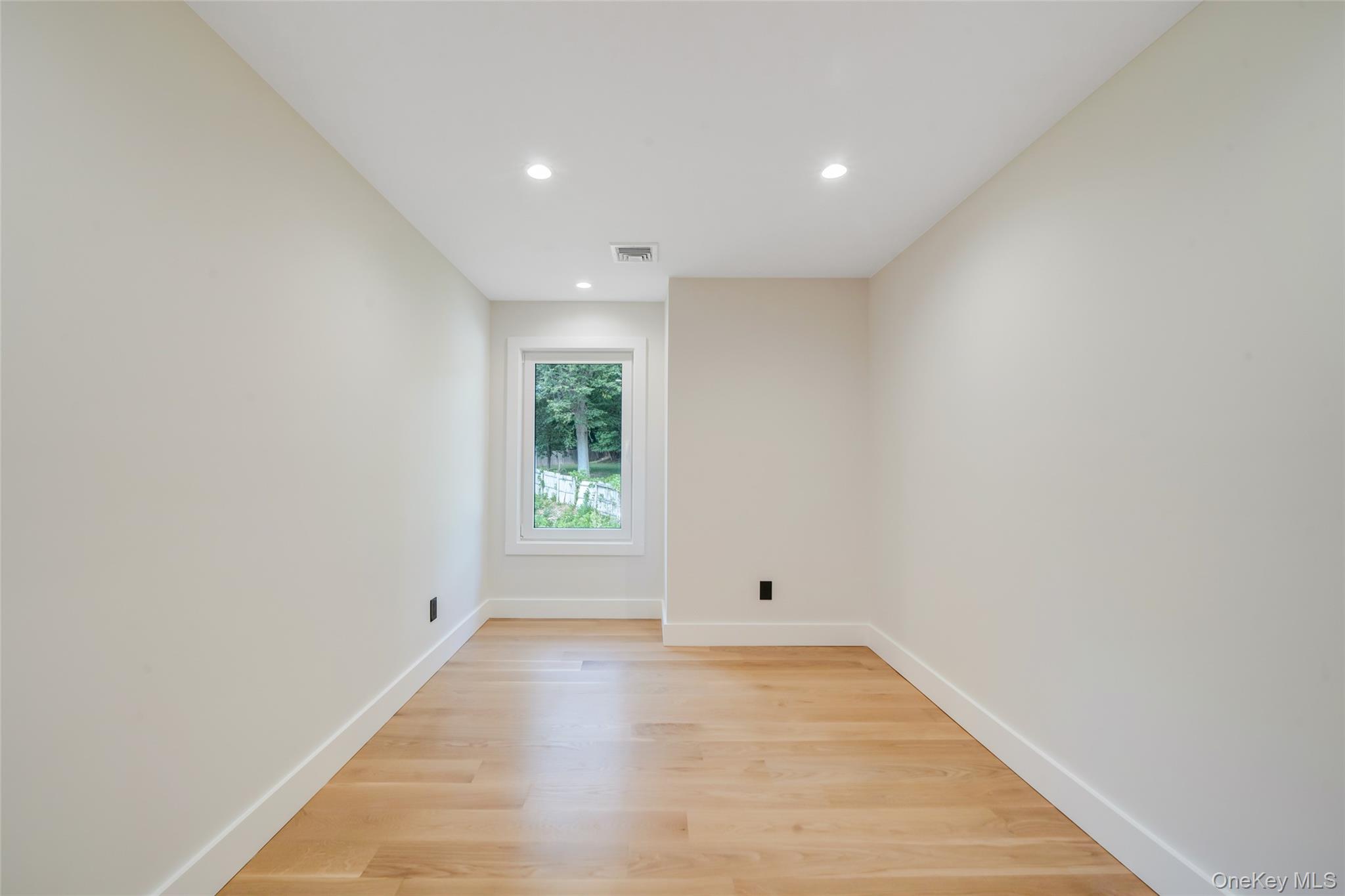 628 Meadow Road, Smithtown, NY 11754