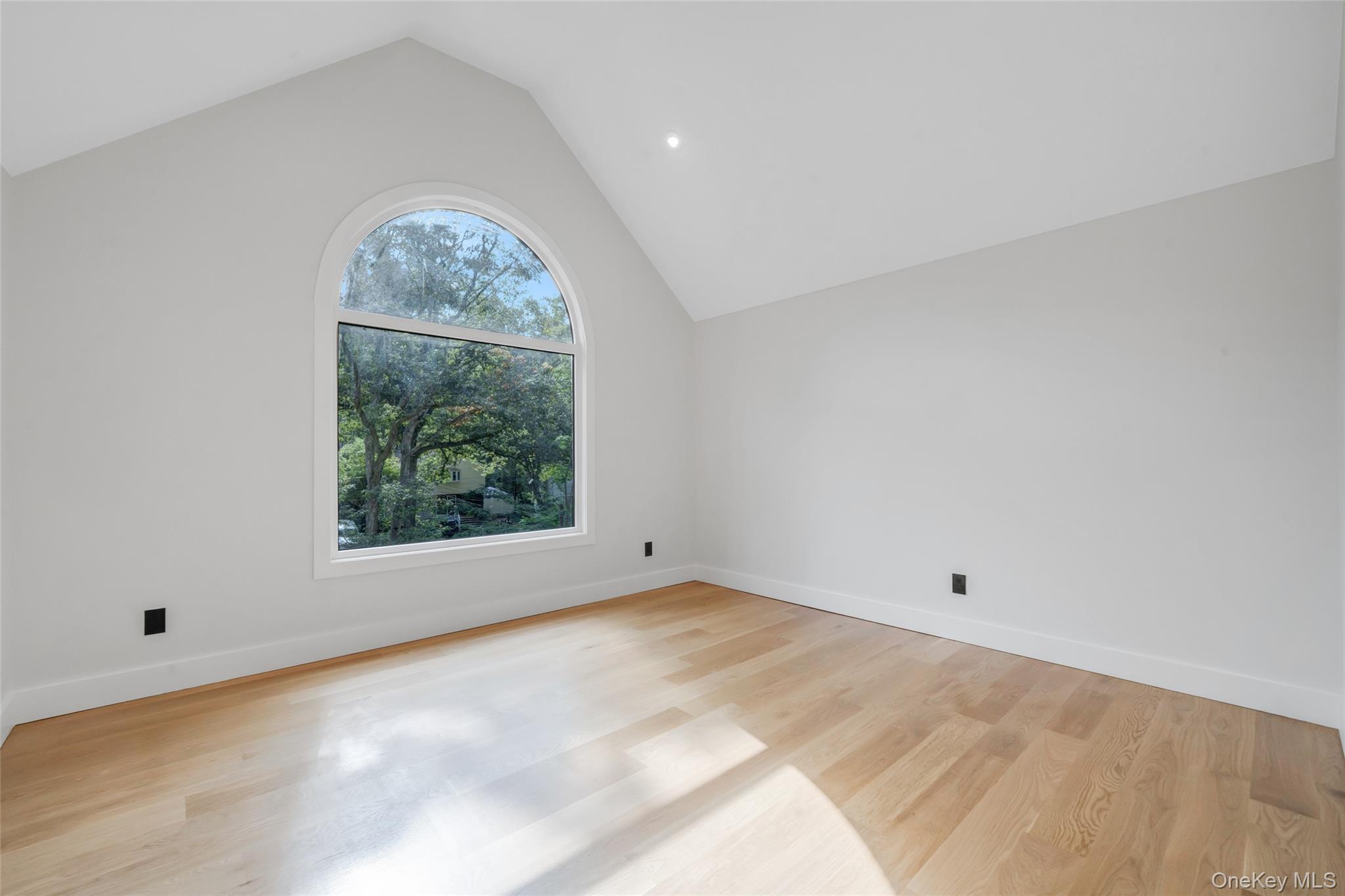 628 Meadow Road, Smithtown, NY 11754