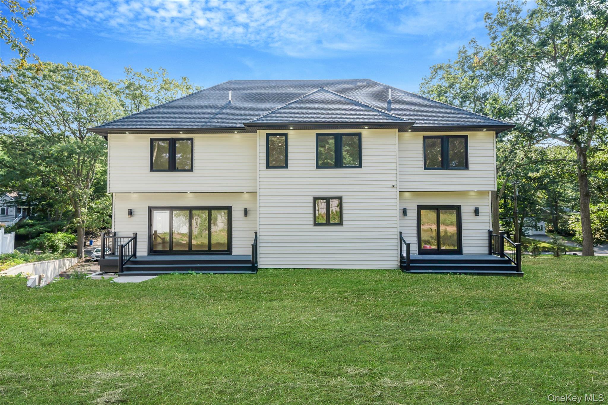 628 Meadow Road, Smithtown, NY 11754