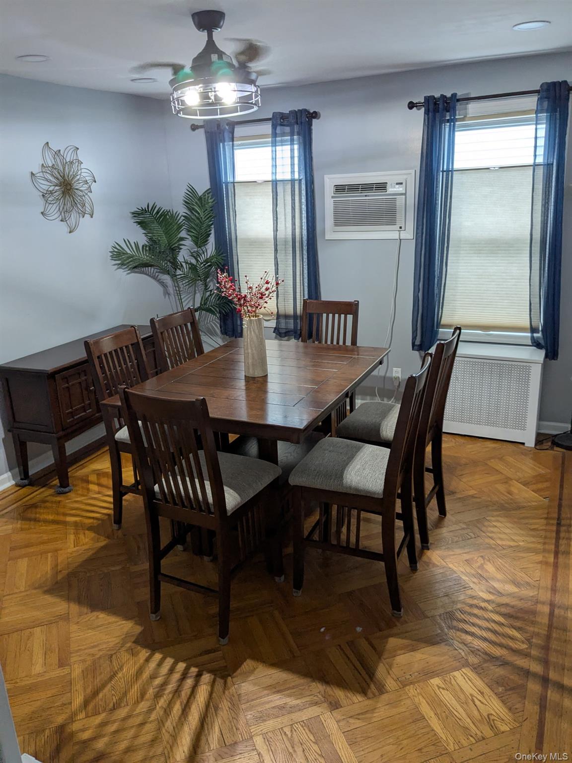 56 Fendale Street, Franklin Square, NY 11010