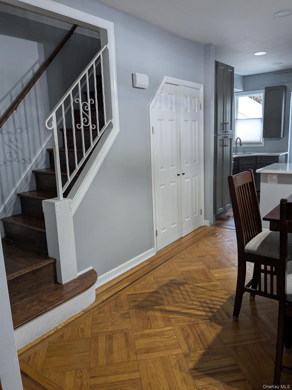 56 Fendale Street, Franklin Square, NY 11010