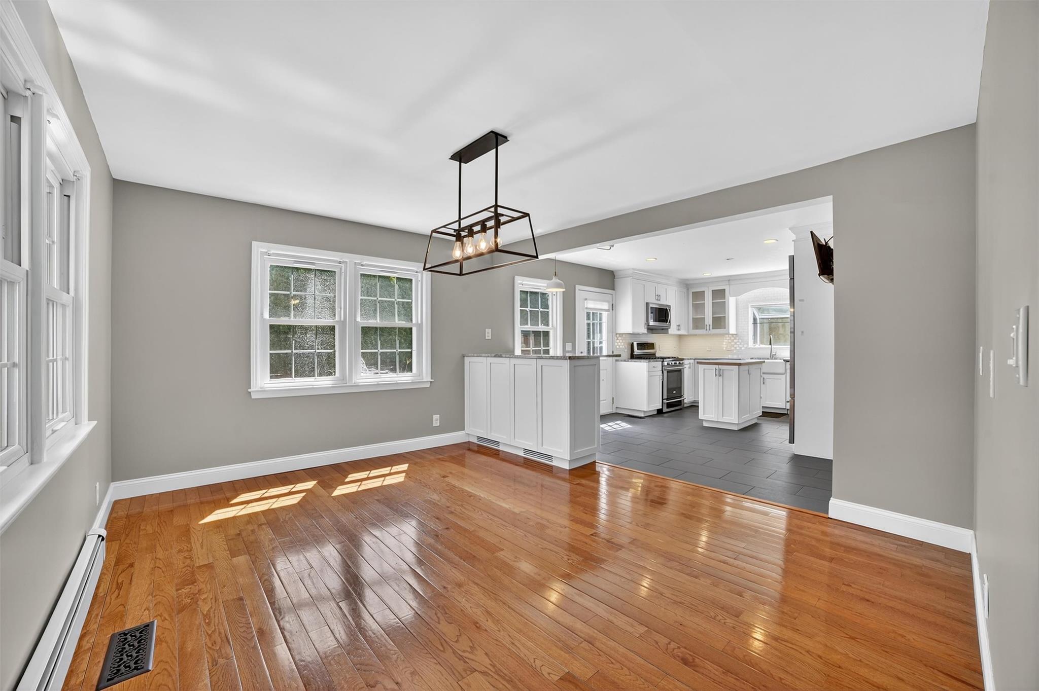 44 Standish Avenue, Yonkers, NY 10710