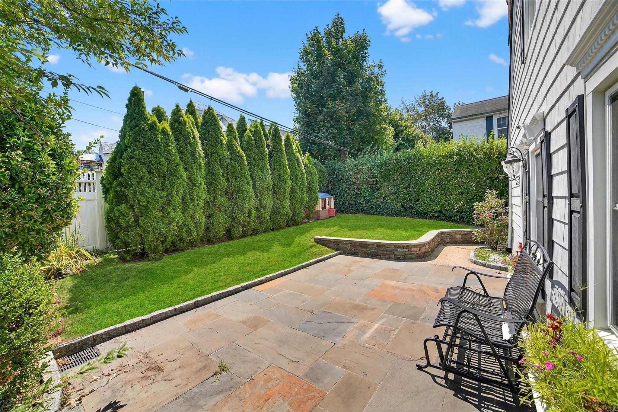 44 Standish Avenue, Yonkers, NY 10710