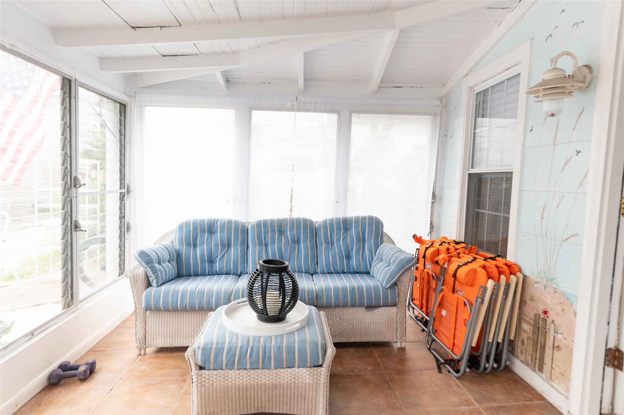 291 Cottage Walk, Ocean Beach, NY 11770