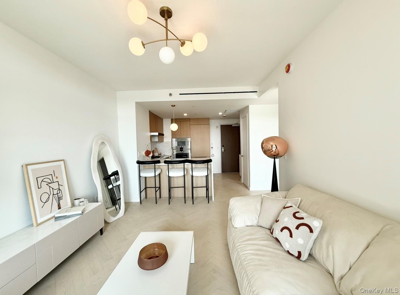 133-25 37 Avenue # 17F, Flushing, NY 11354