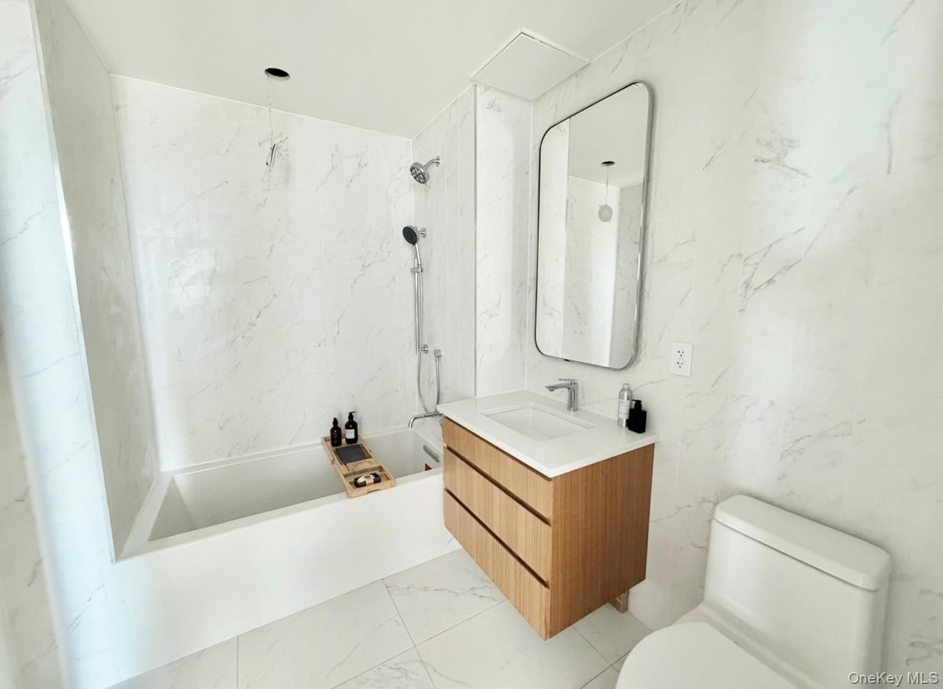 133-25 37 Avenue # 17F, Flushing, NY 11354