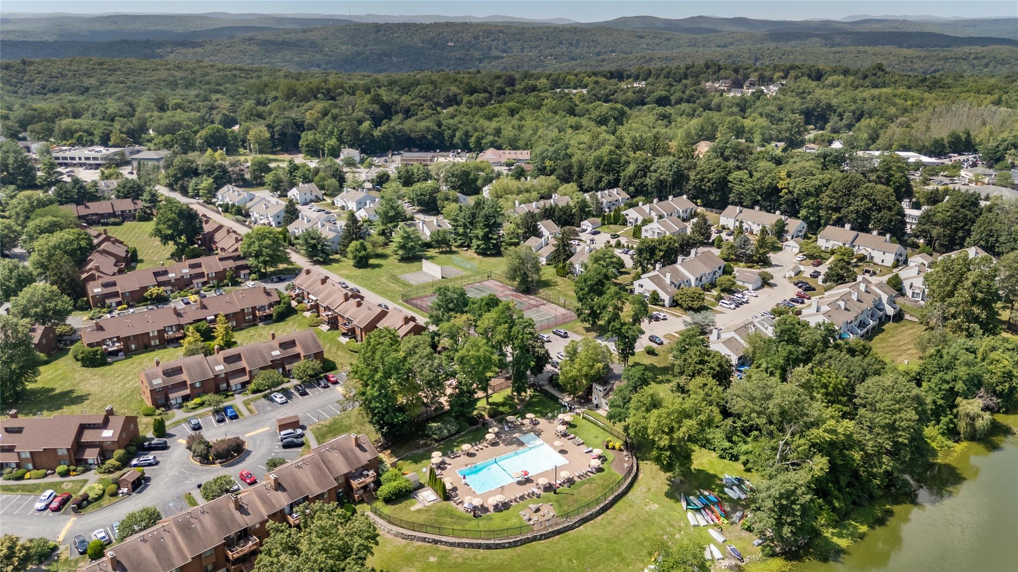 54 Tennis Court Lane # 54, Mohegan Lake, NY 10547