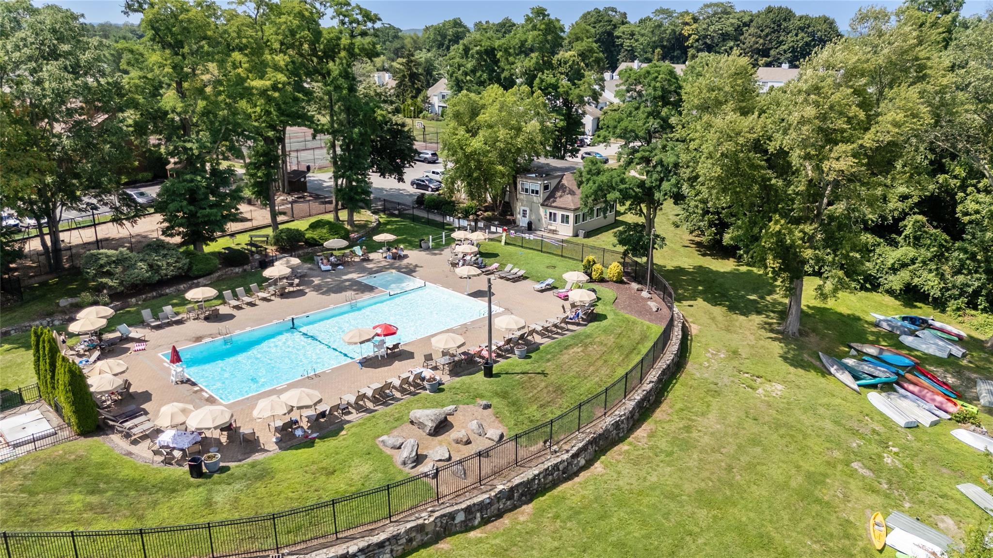 54 Tennis Court Lane # 54, Mohegan Lake, NY 10547