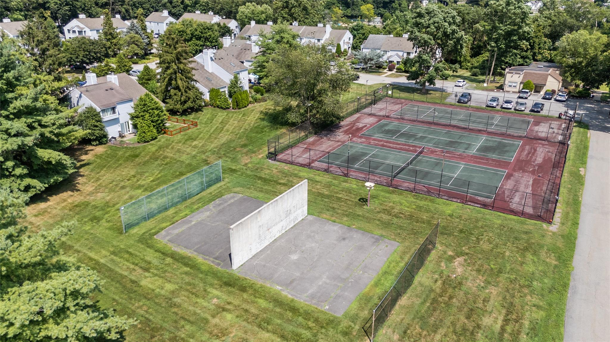 54 Tennis Court Lane # 54, Mohegan Lake, NY 10547