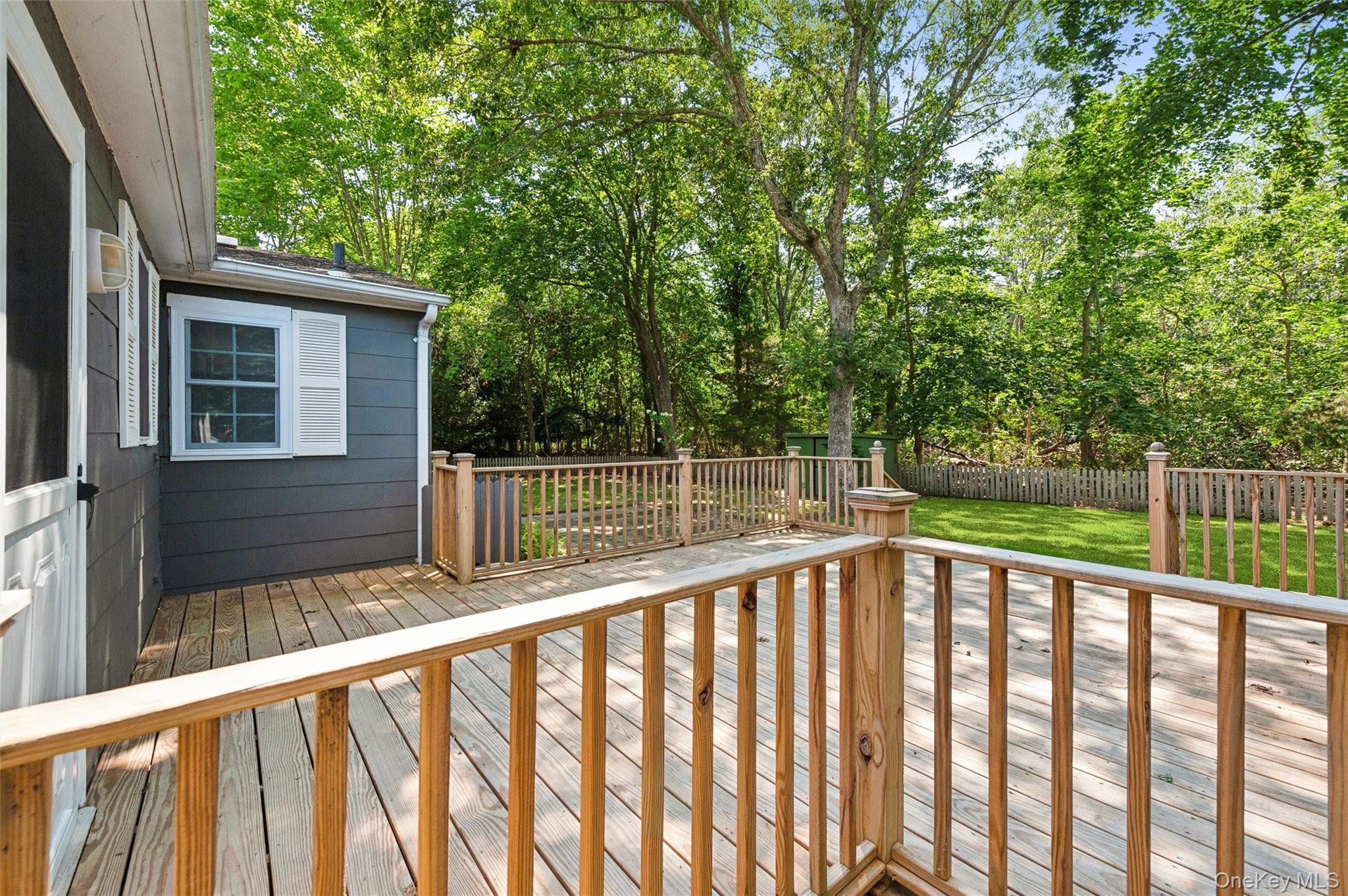 4 E End Avenue, East Quogue, NY 11942