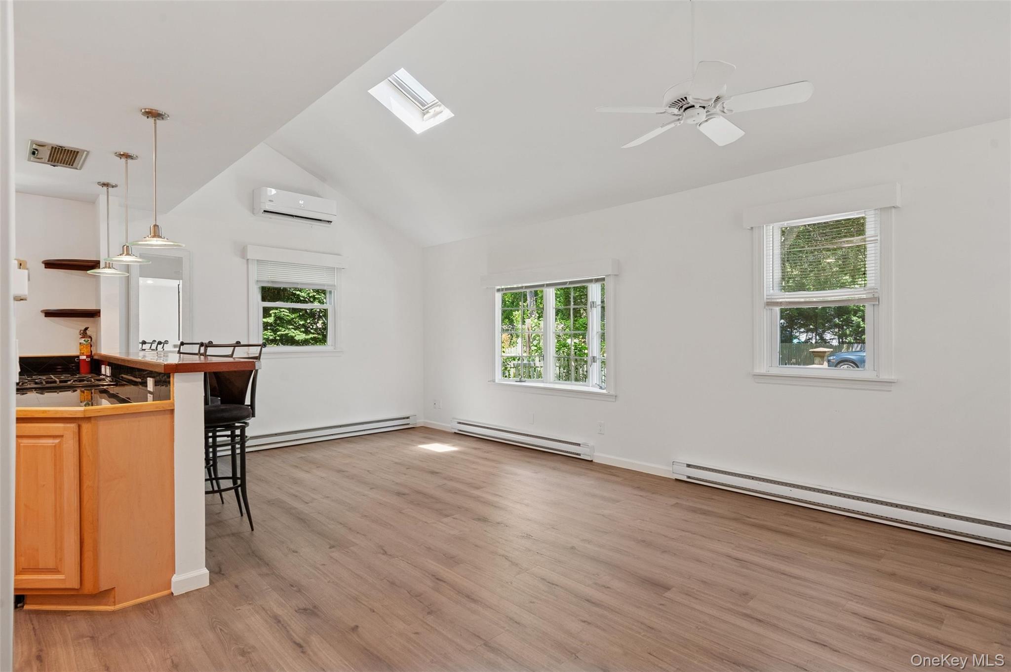 4 E End Avenue, East Quogue, NY 11942