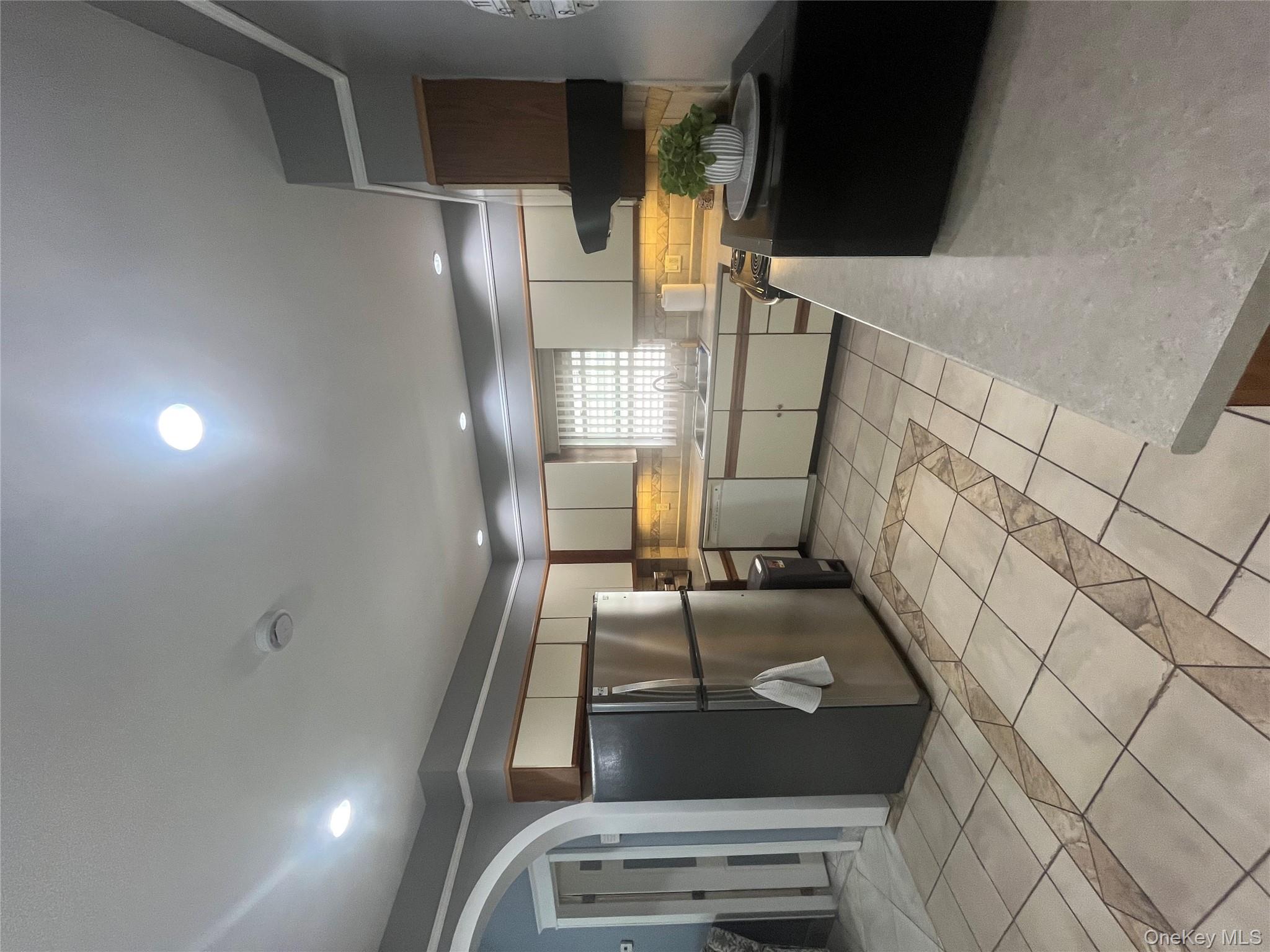 2201 Palmer Avenue, Bronx, NY 10475