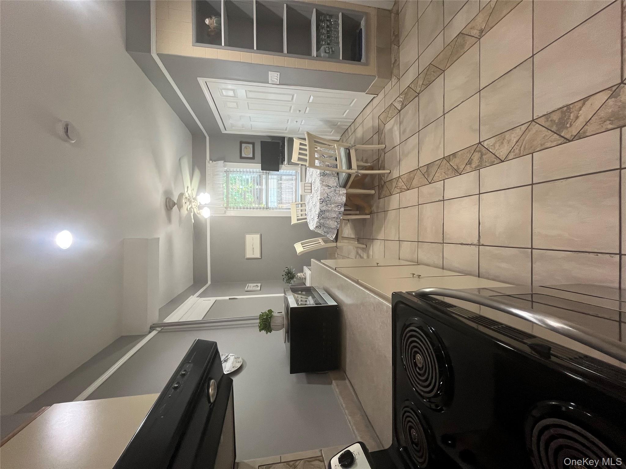 2201 Palmer Avenue, Bronx, NY 10475