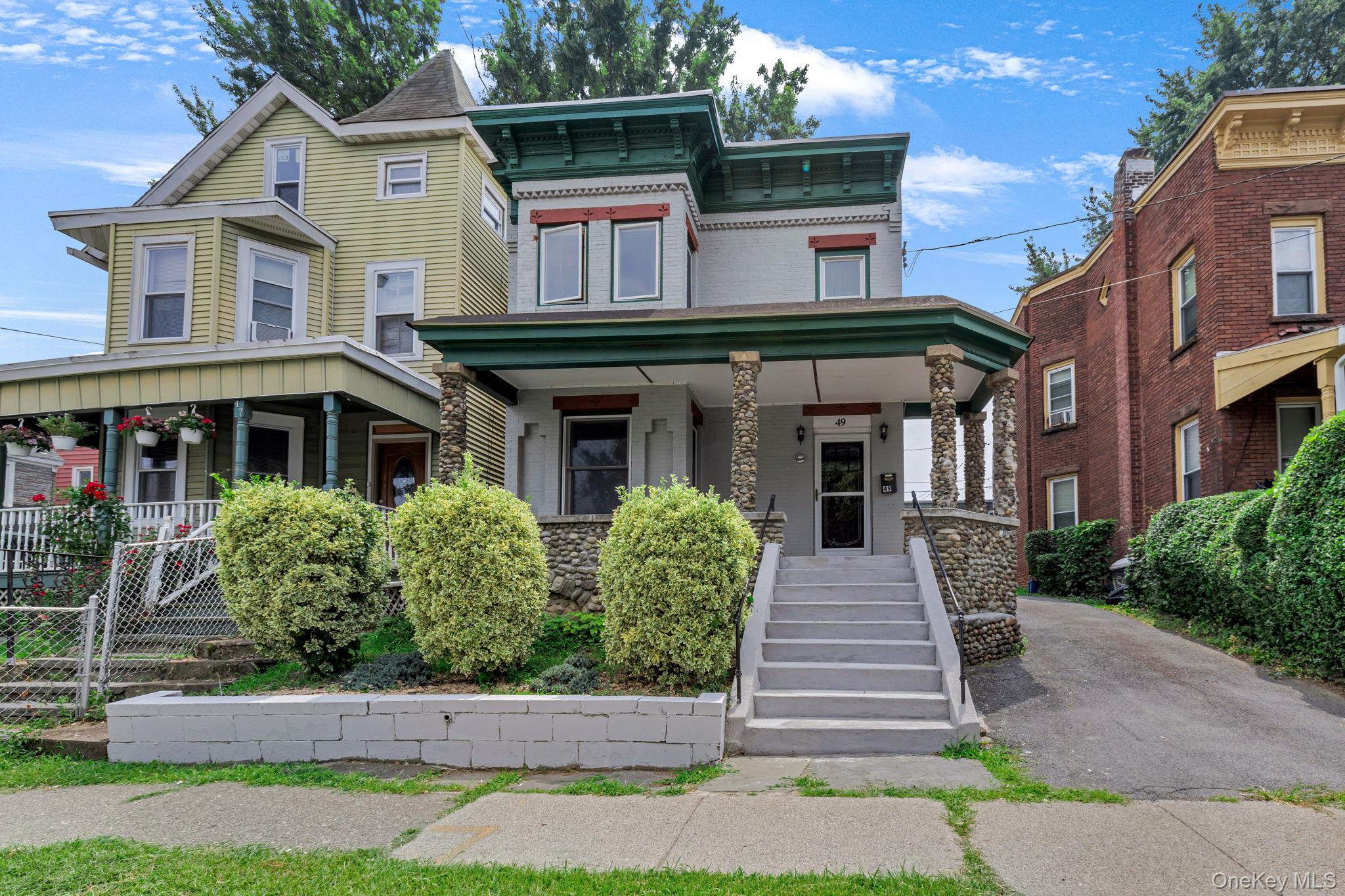 49 Overlook Place, Newburgh, NY 12550