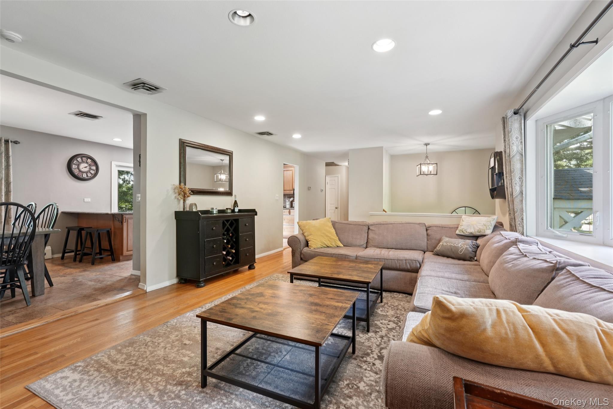 27A Claremont Lane, Suffern, NY 10901