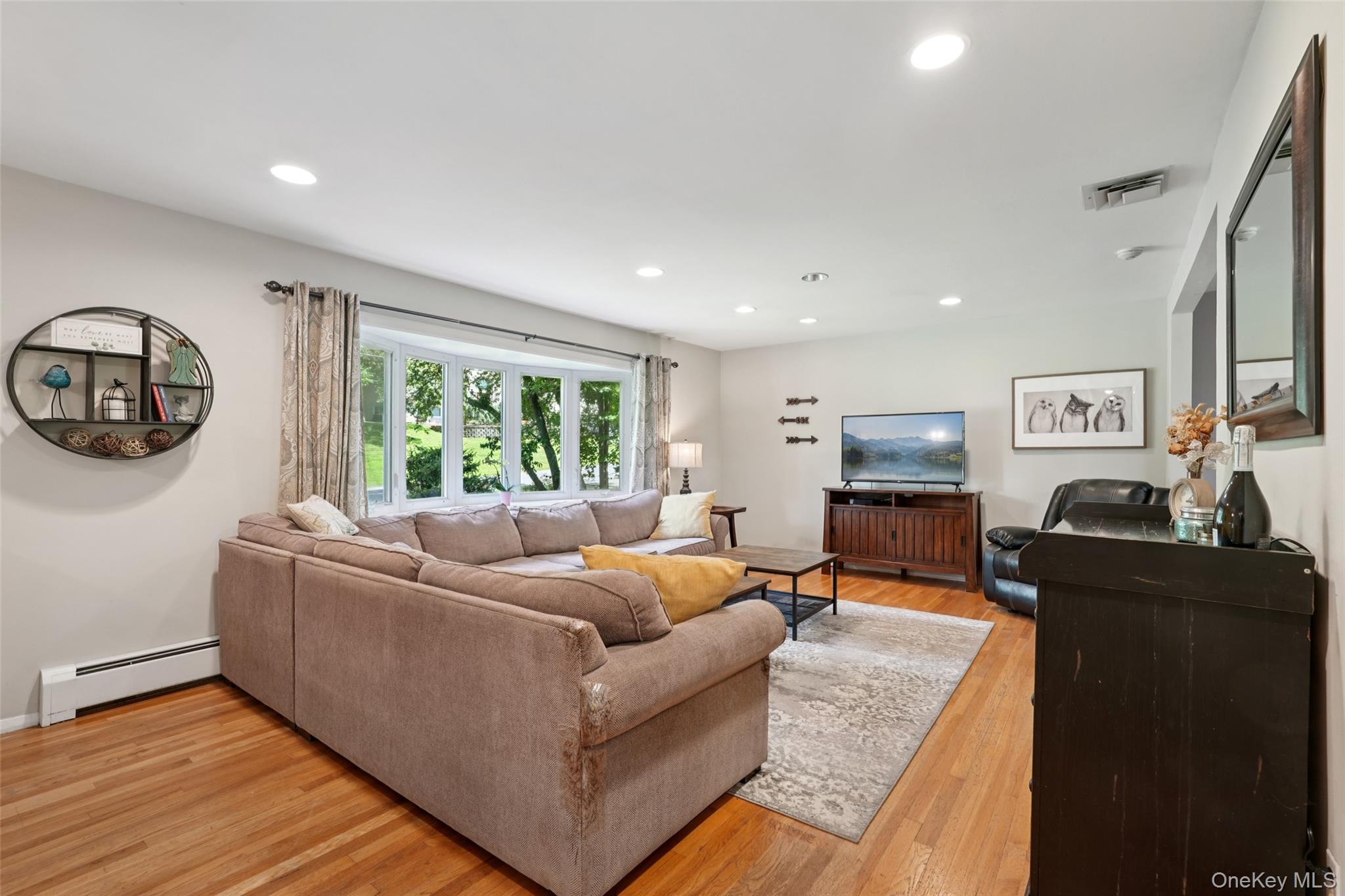 27A Claremont Lane, Suffern, NY 10901