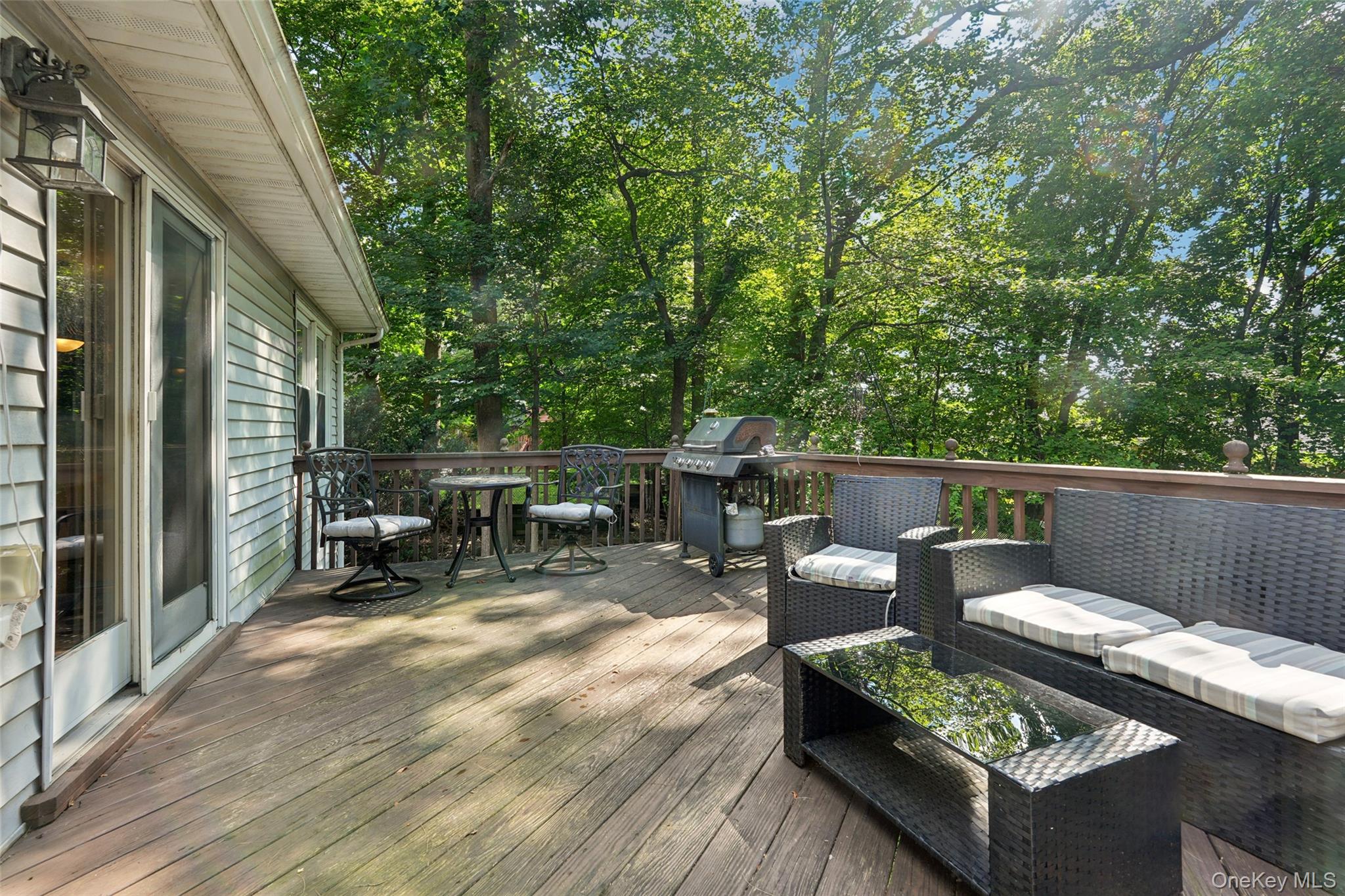 27A Claremont Lane, Suffern, NY 10901