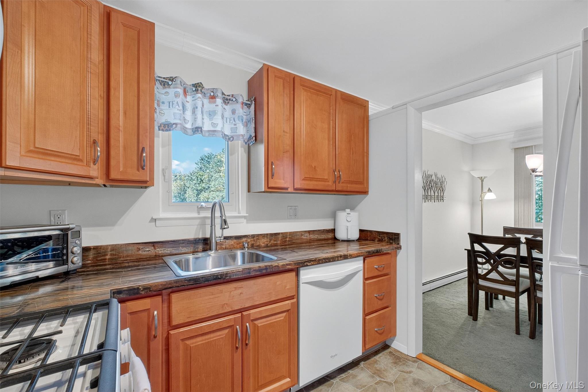 15 Scenic Drive # E, Croton-on-Hudson, NY 10520