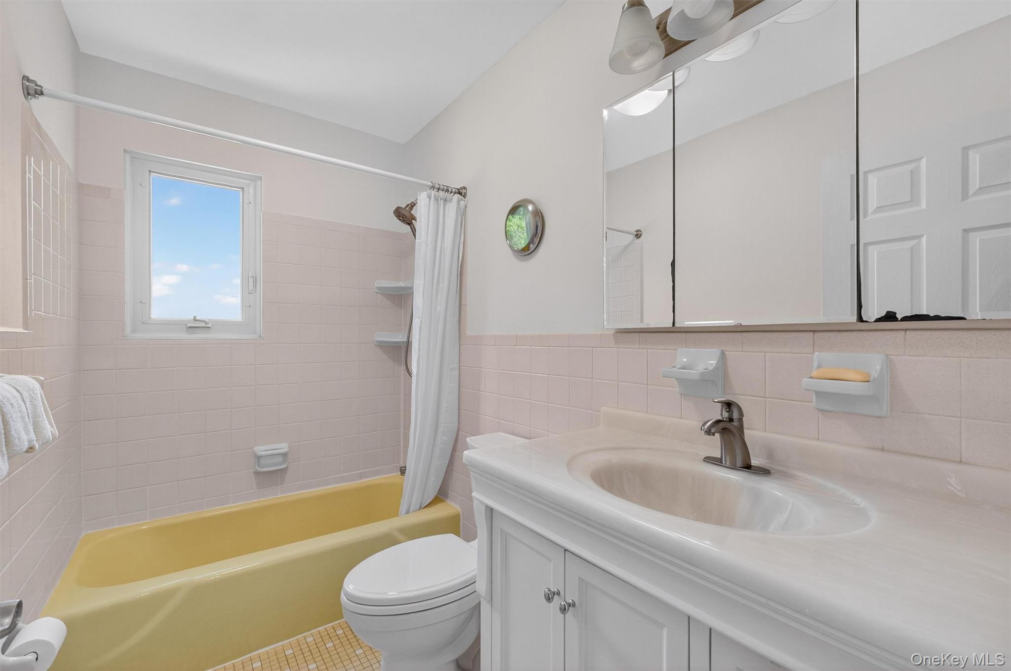 15 Scenic Drive # E, Croton-on-Hudson, NY 10520