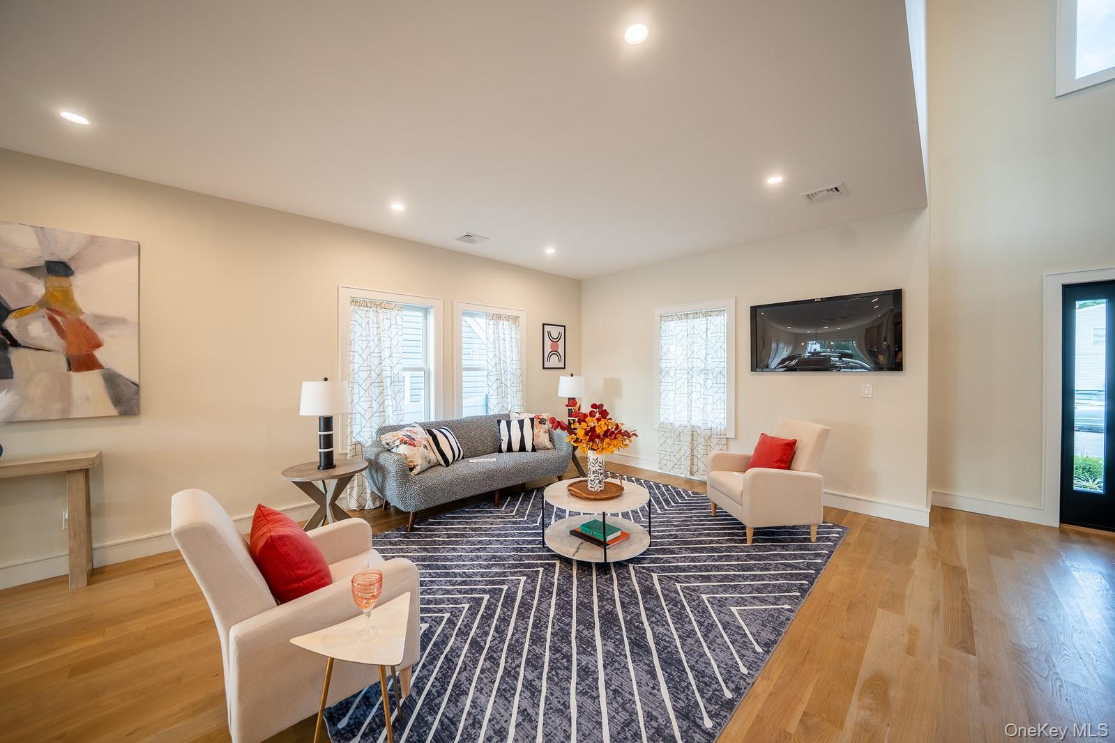 60 Ramble Lane, Levittown, NY 11756