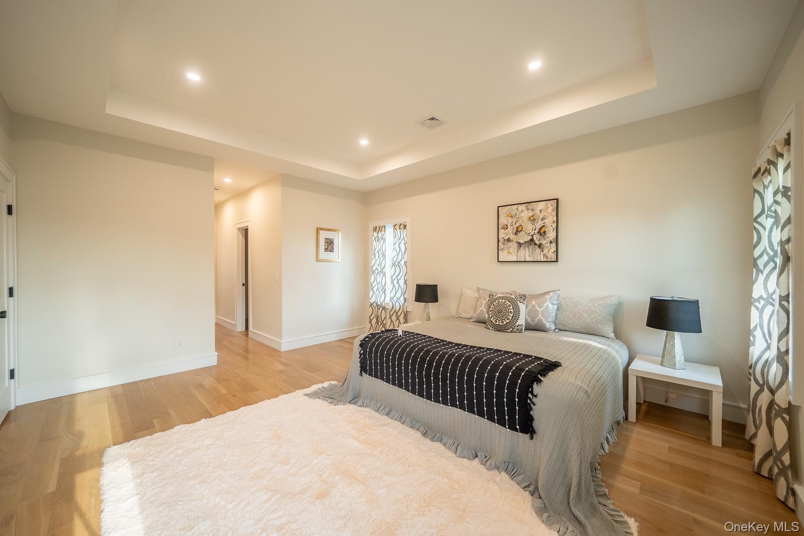 60 Ramble Lane, Levittown, NY 11756