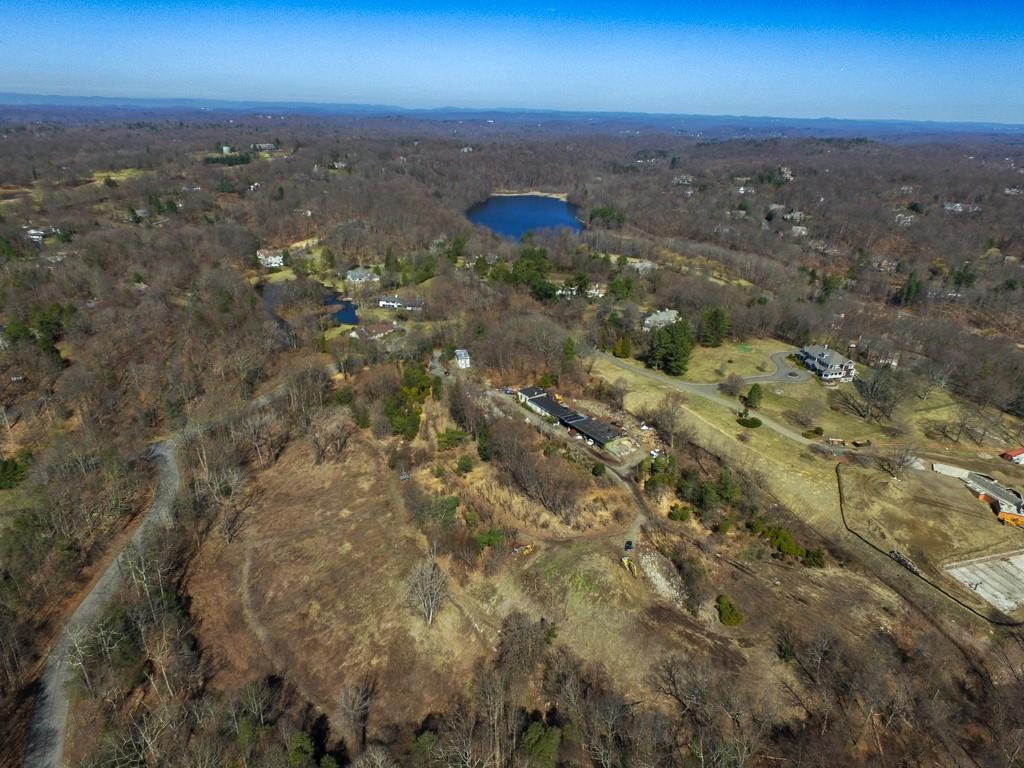 23 Wampus Lake Drive, Armonk, NY 10504